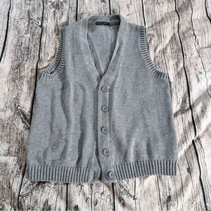 Brandy Melville Light Gray Knit Sweater Vest OS